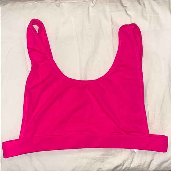 NWOT Hot pink Pretty Little Thing bikini top - Picture 2 of 6